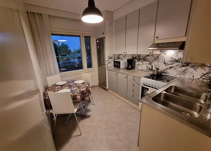 Viihtyisae Kaksio Keskeisellae Sijainnilla Apartamento *